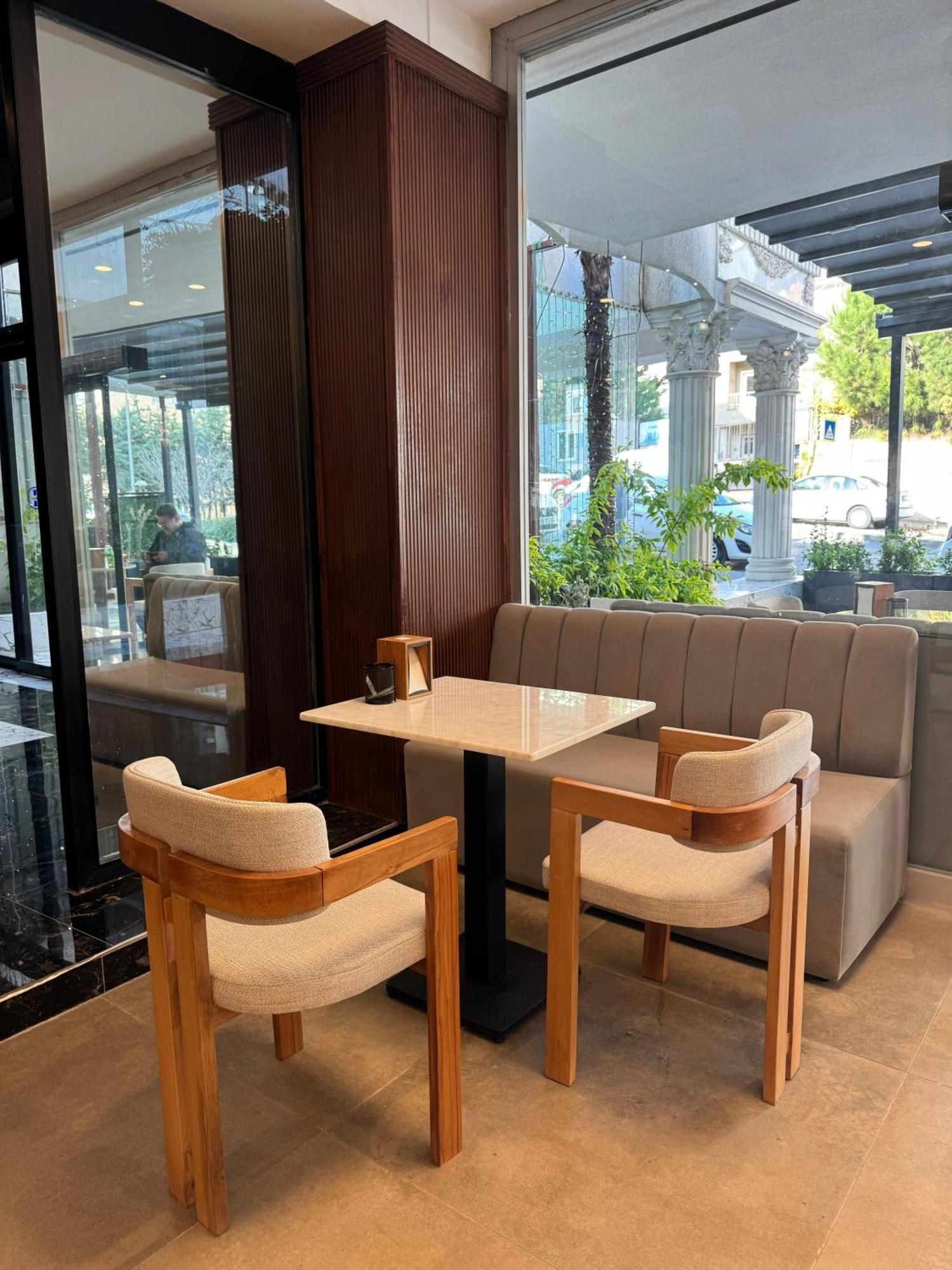 Istanblu Hotel Atasehir Istanbul Exterior foto
