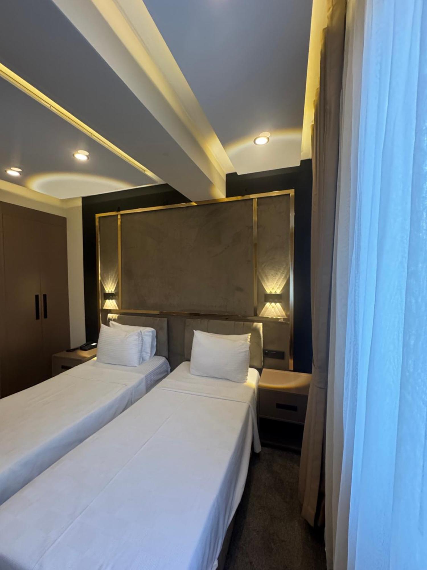 Istanblu Hotel Atasehir Istanbul Exterior foto